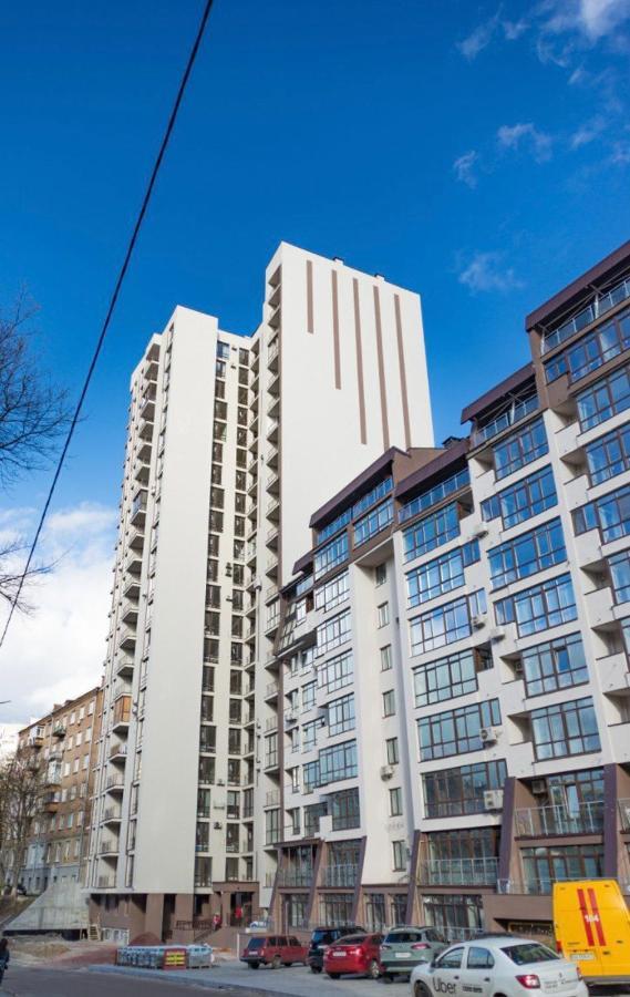 в новострое рядом с центром * Kyiv